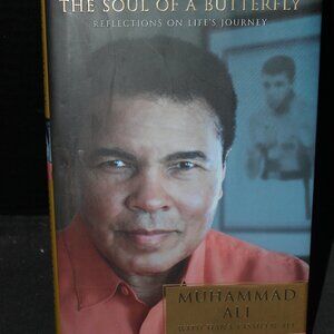 MUHAMMAD ALI - THE SOUL OF A BUTTERFLY - HARD COVER